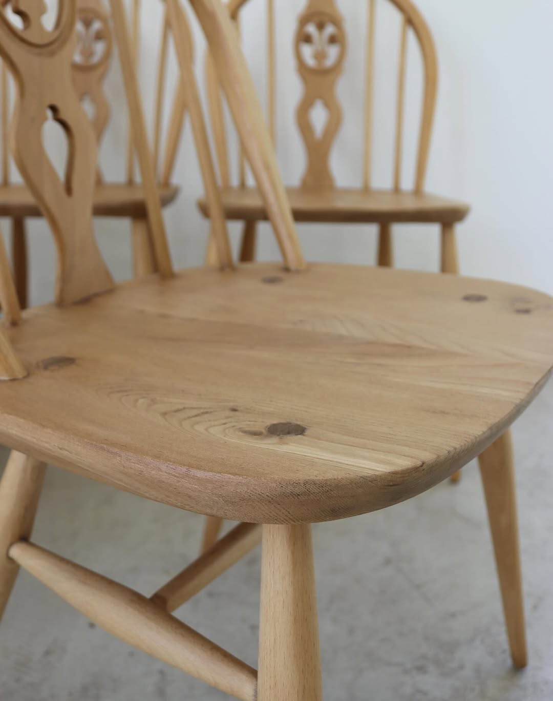 Ercol Fleur De Lys Dining Chairs