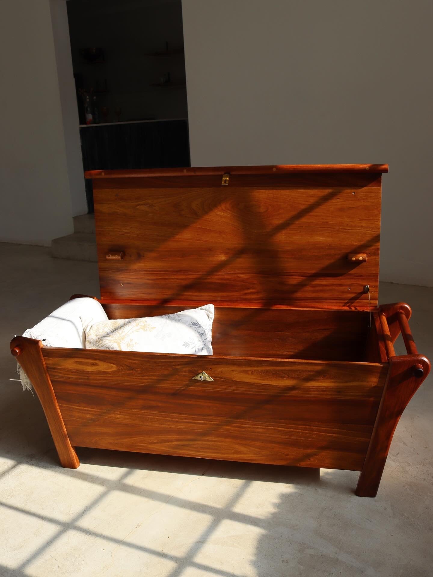 Mid-Century Kist/Storage Chest