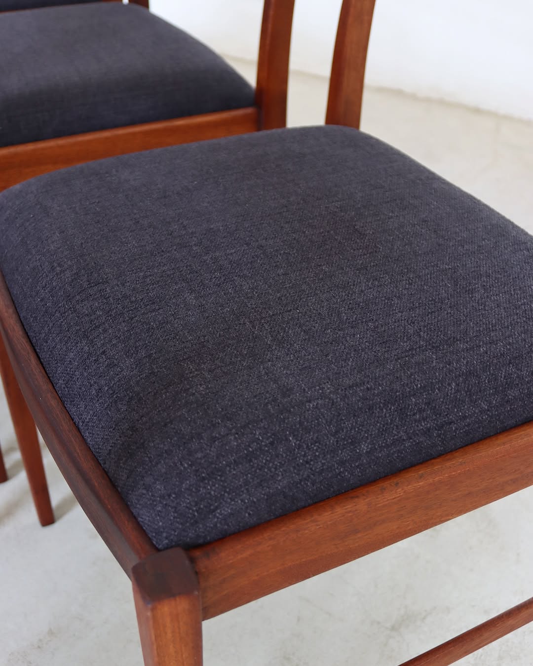 DS Vorster Dining Set