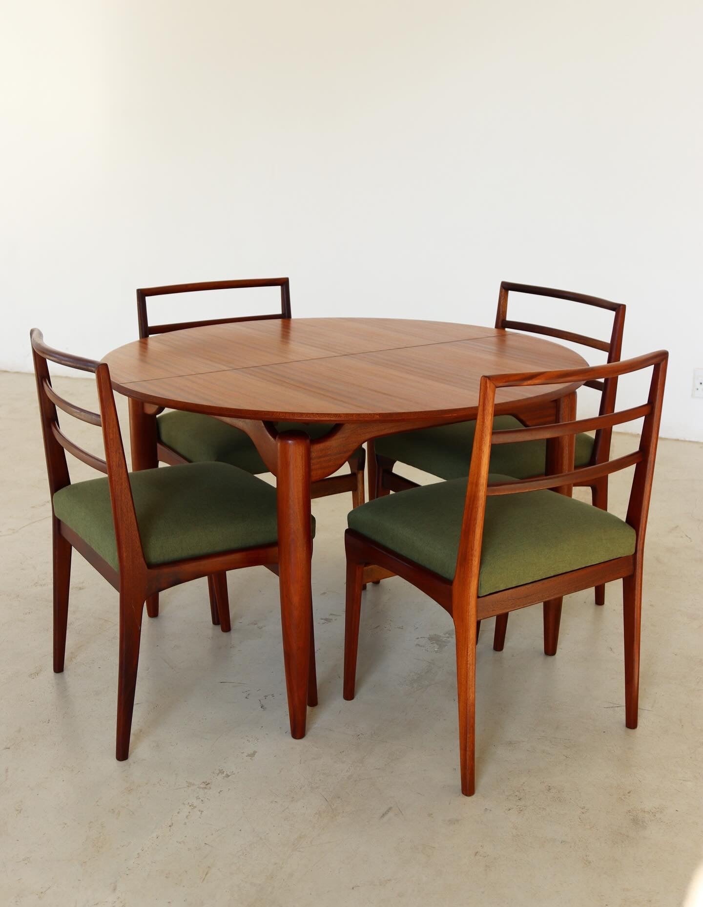 Novocraft Dining Chairs