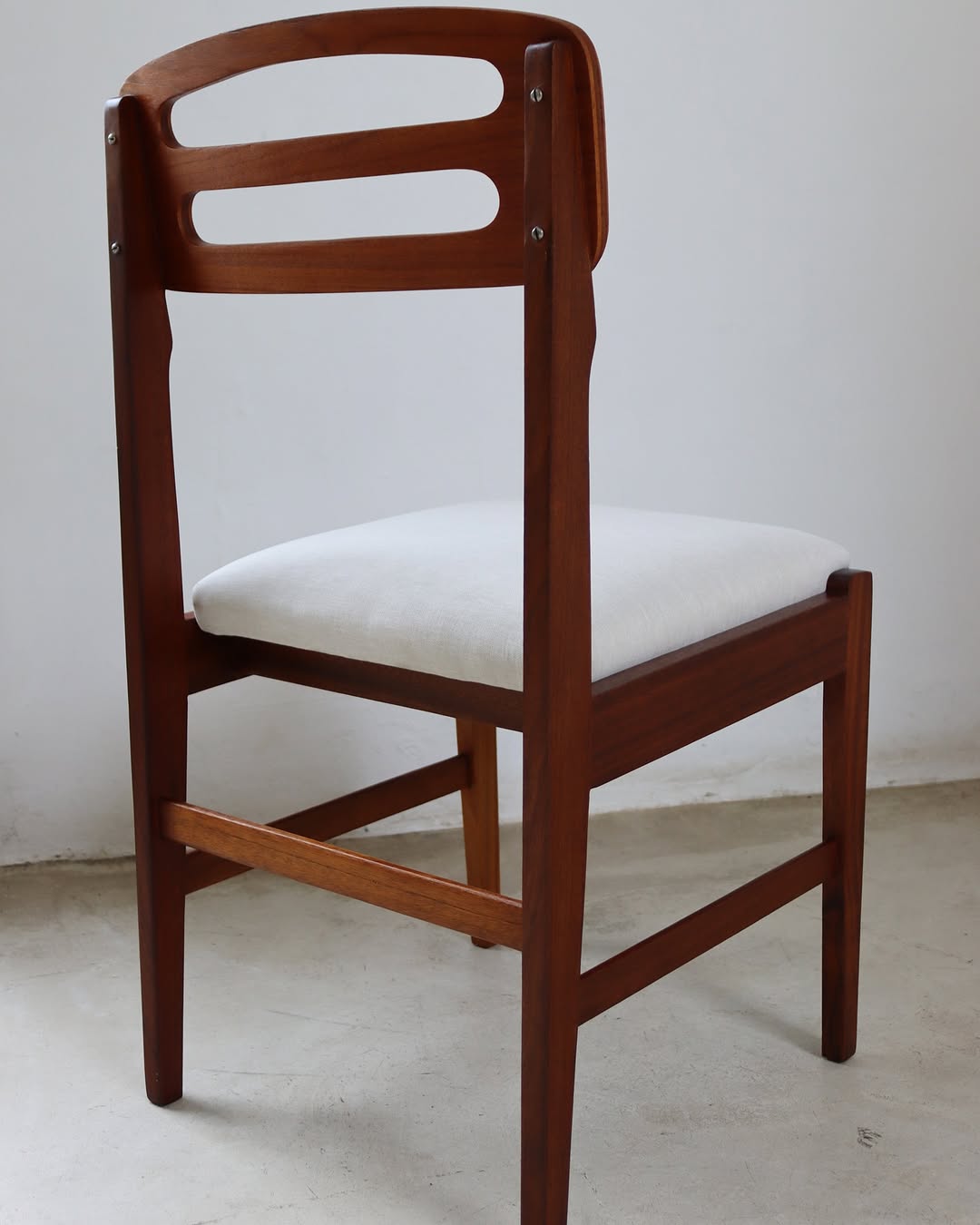Frystark Dining Chairs