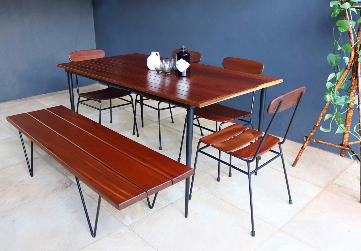 DS Vorster Dining Room/Patio set