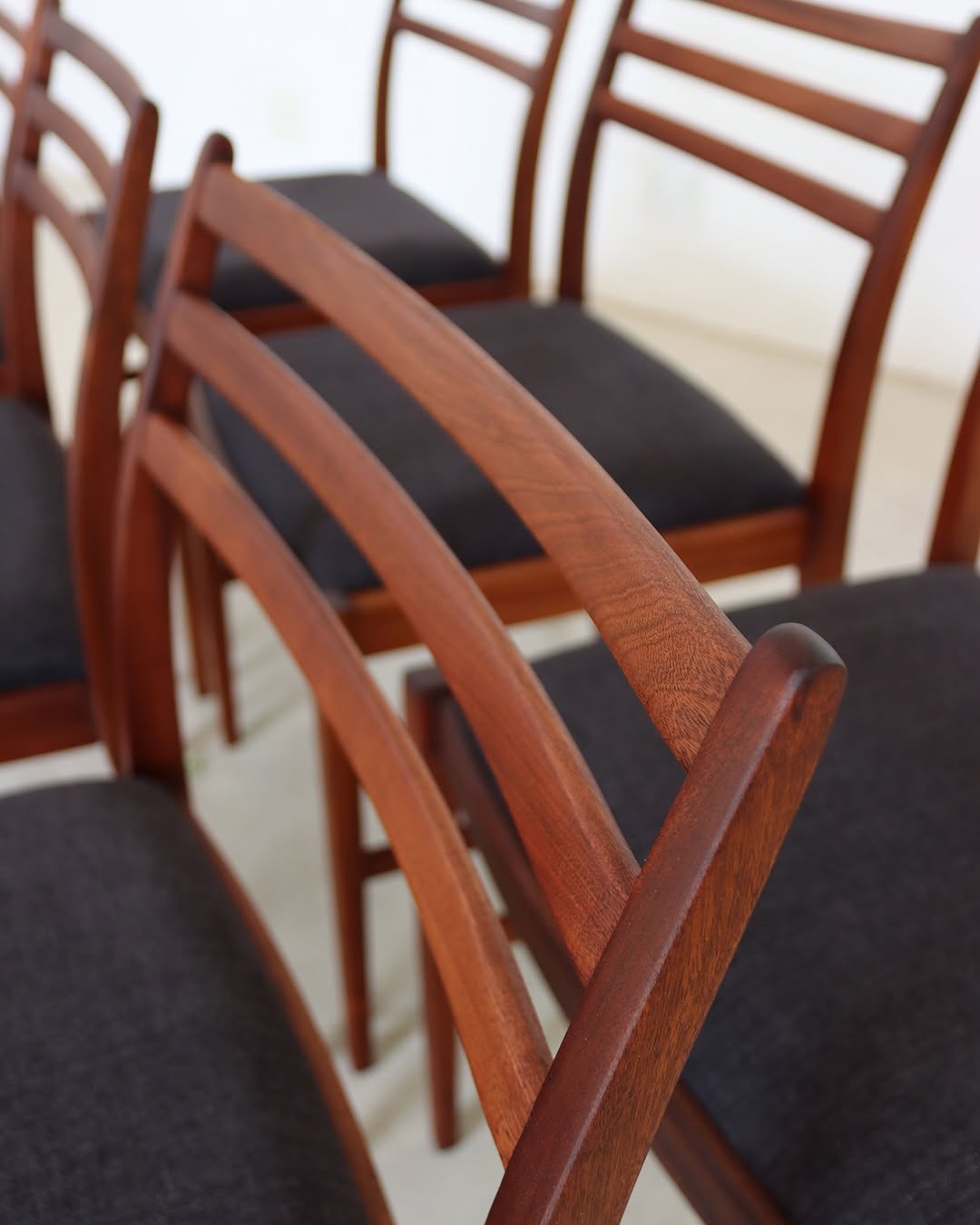 DS Vorster Dining Set