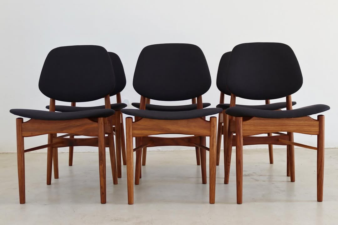 Mid-Century Duros Dining Chairs