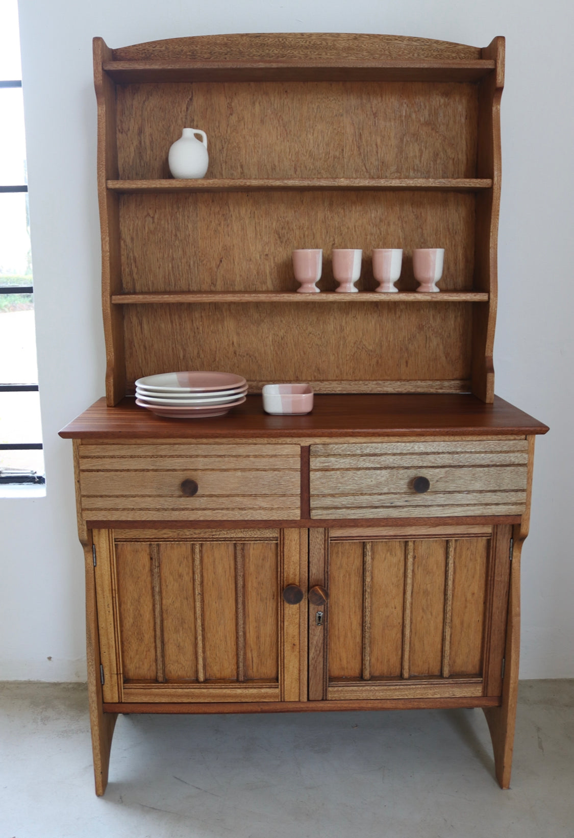Frystark Welsh Kitchen Dresser