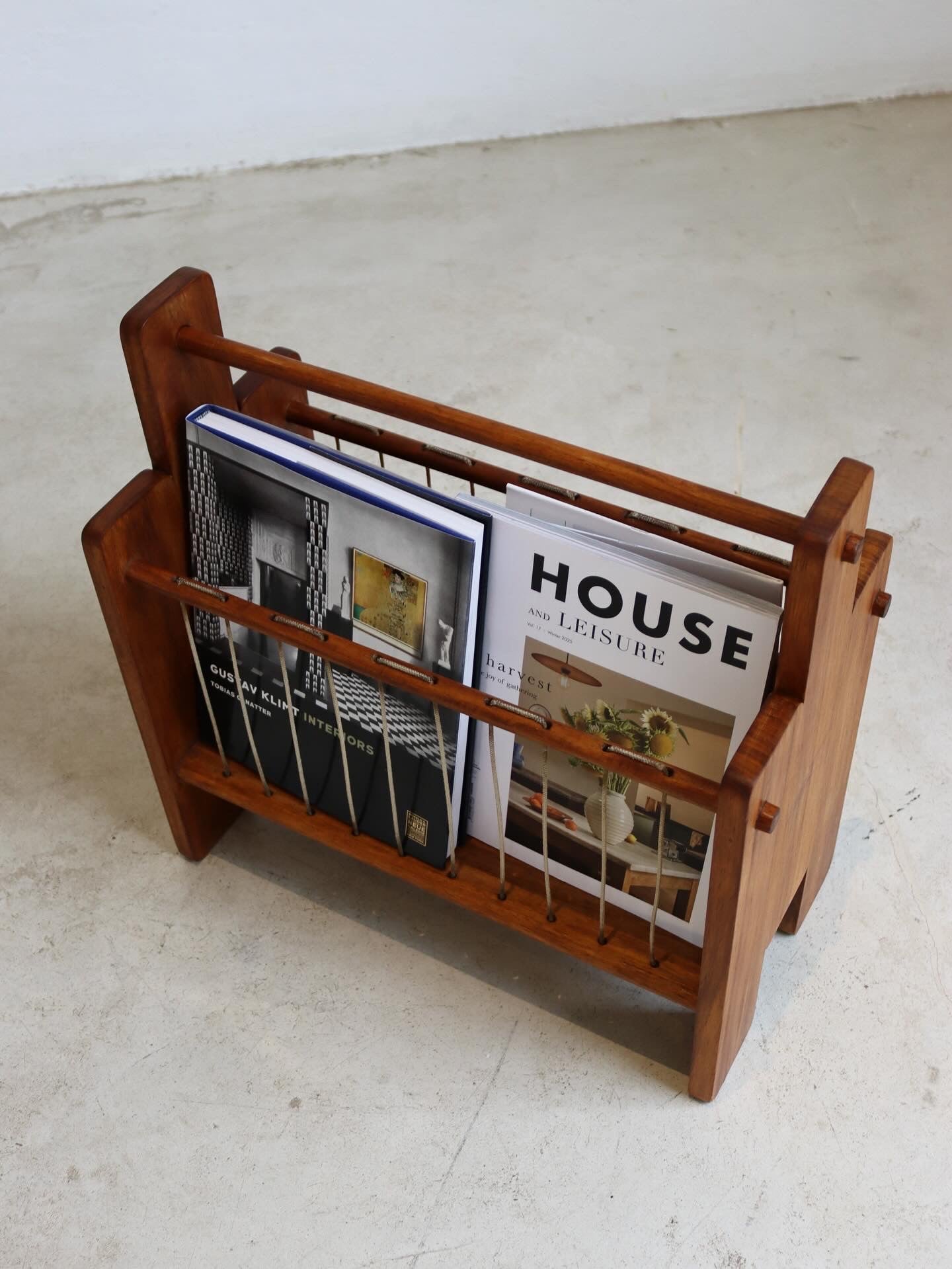 Mid-Century Magazine rack