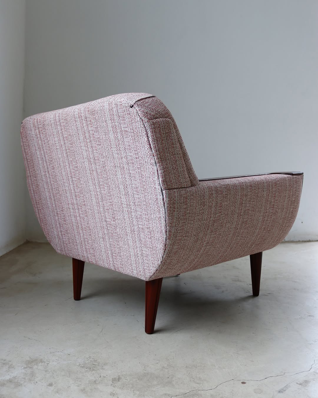 Airflex Arm Chairs