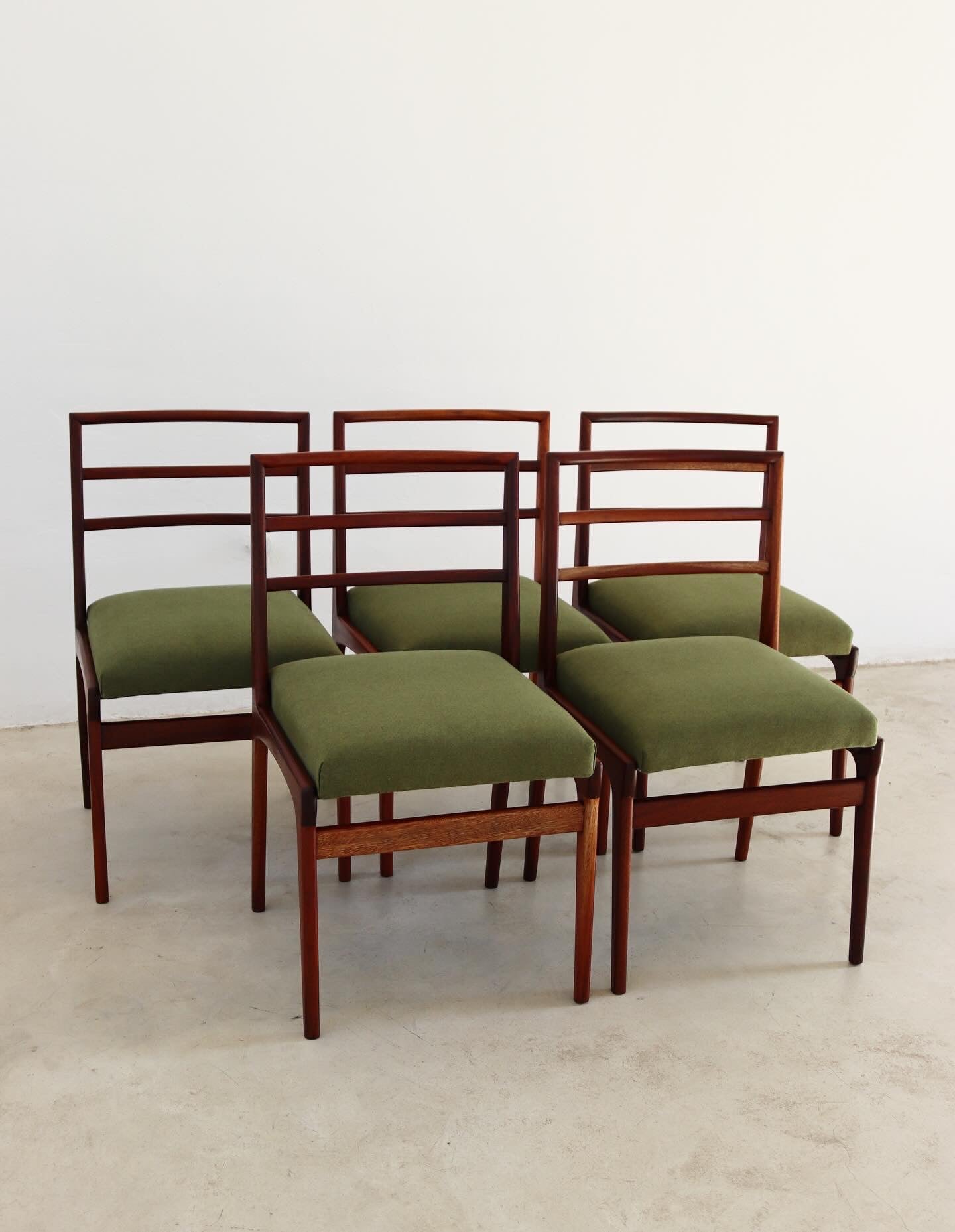 Novocraft Dining Chairs