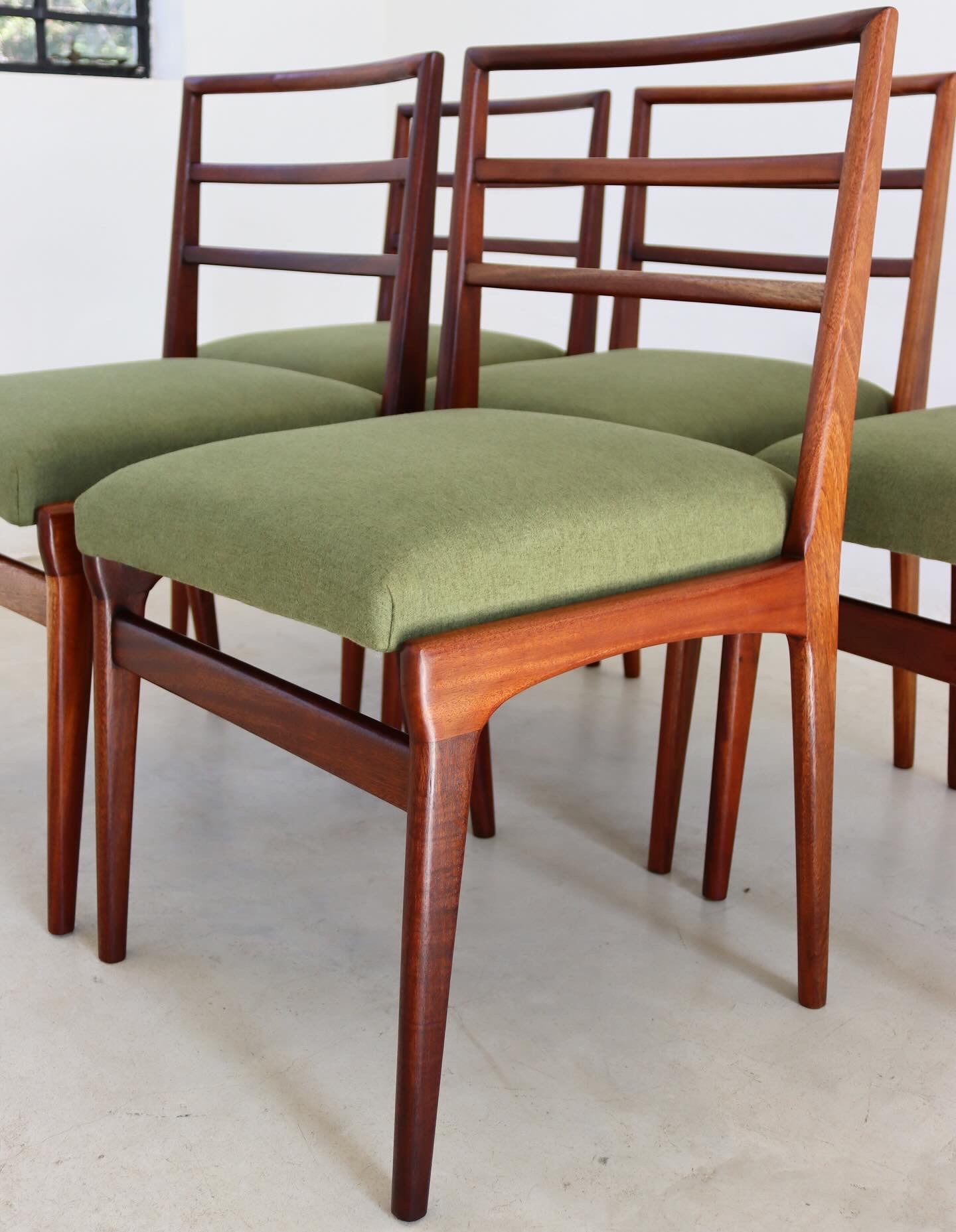 Novocraft Dining Chairs