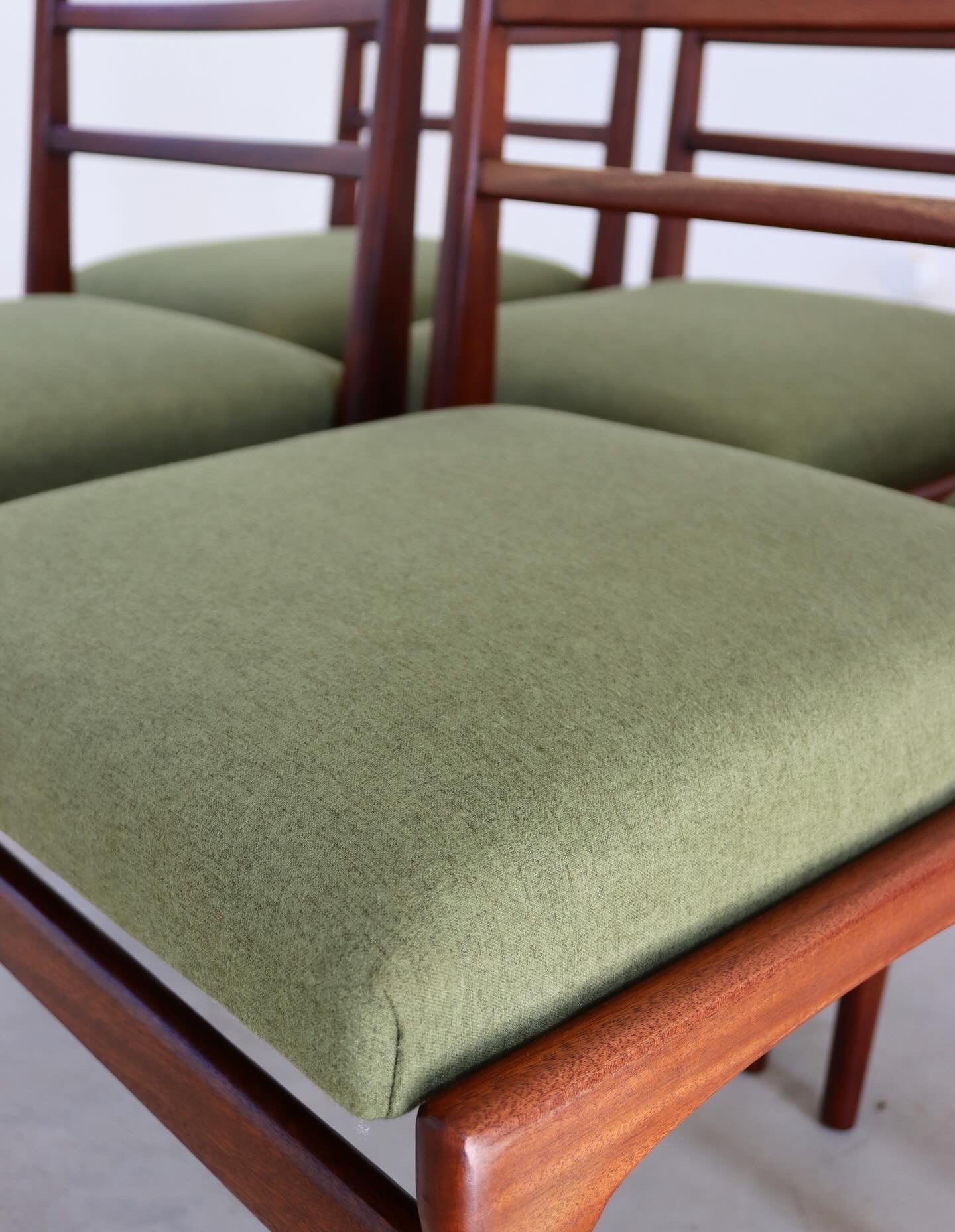 Novocraft Dining Chairs