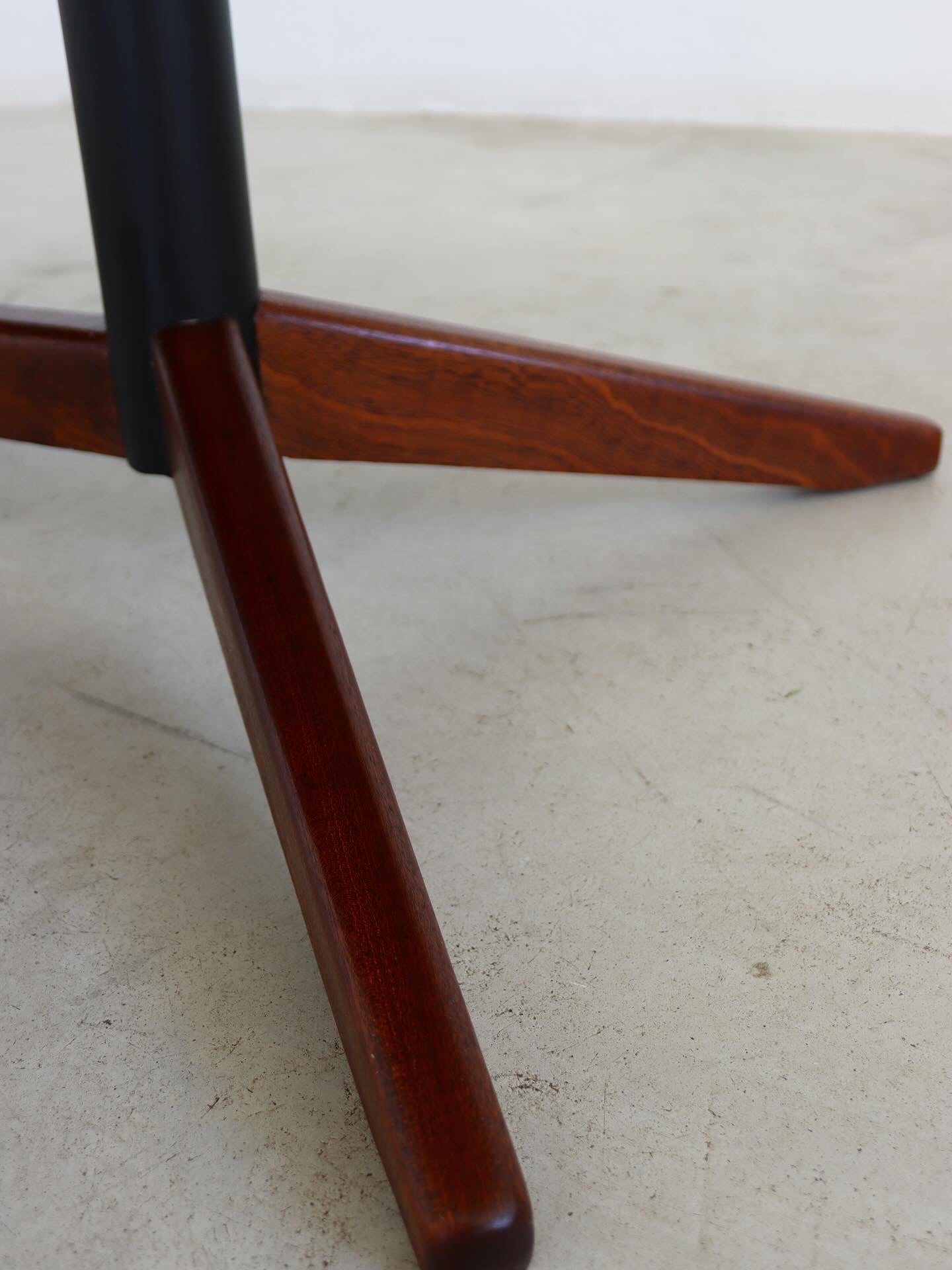 Kallenbach Dining Table