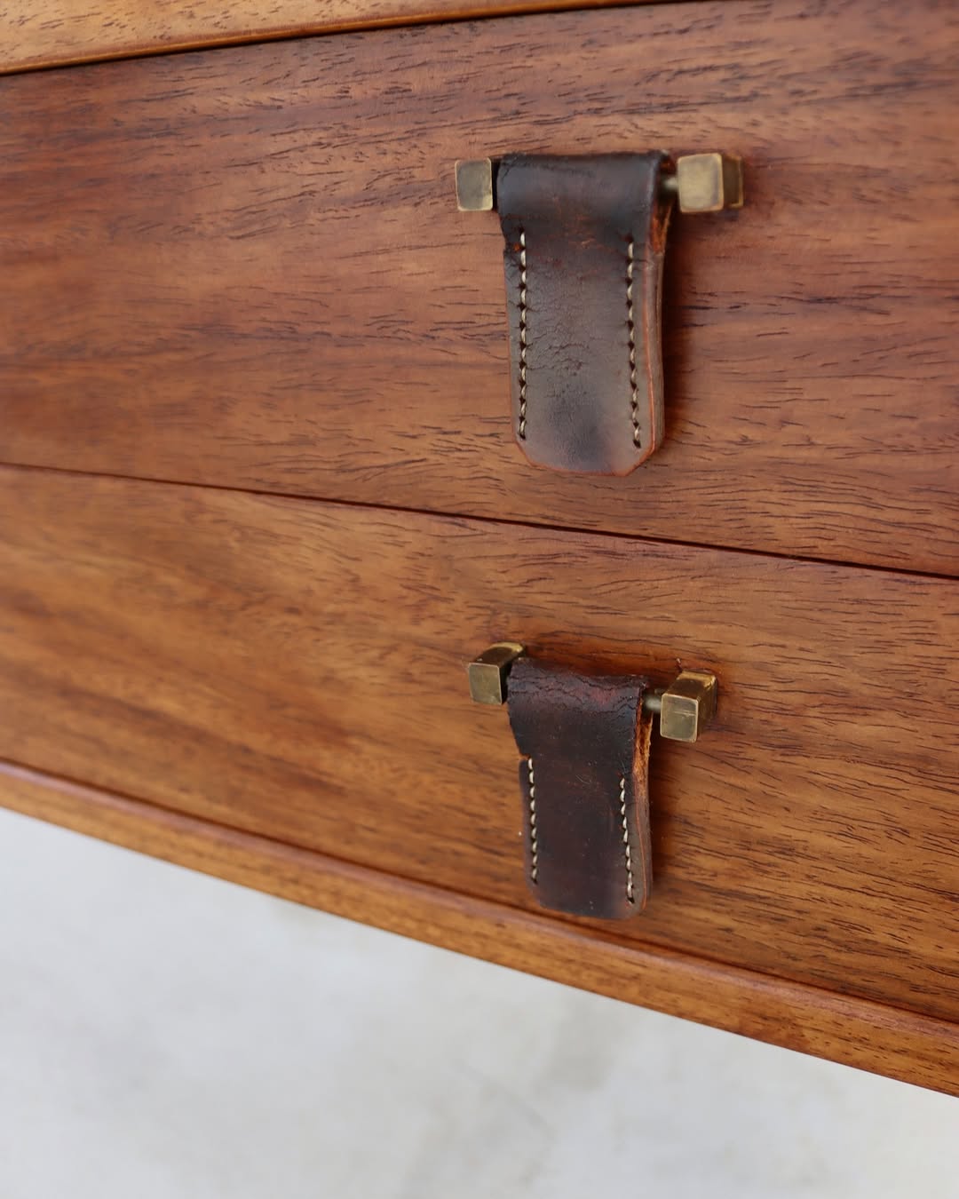 Kallenbach Desk/Dressing Table
