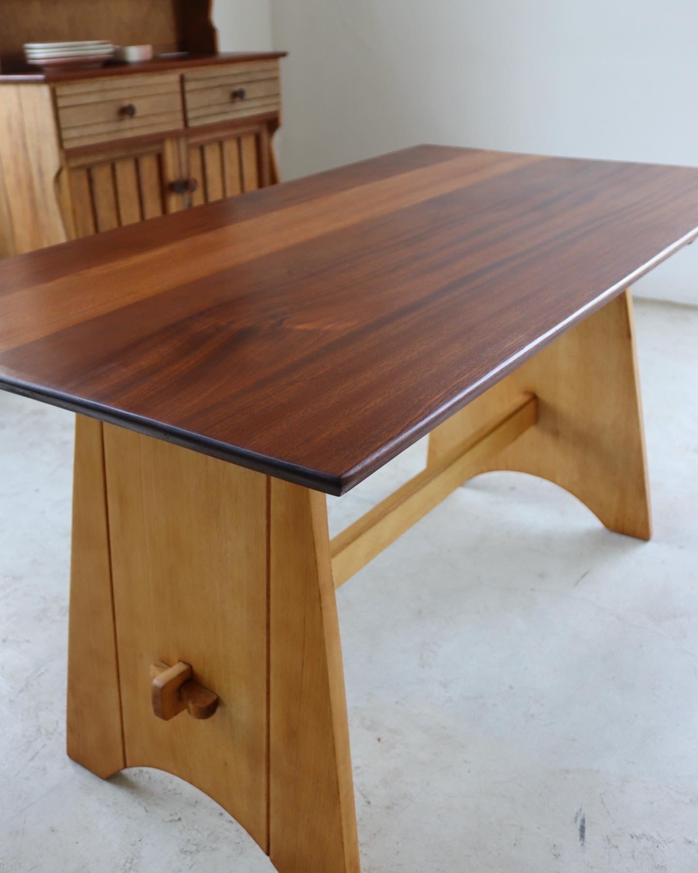 Frystark Dining Room Set