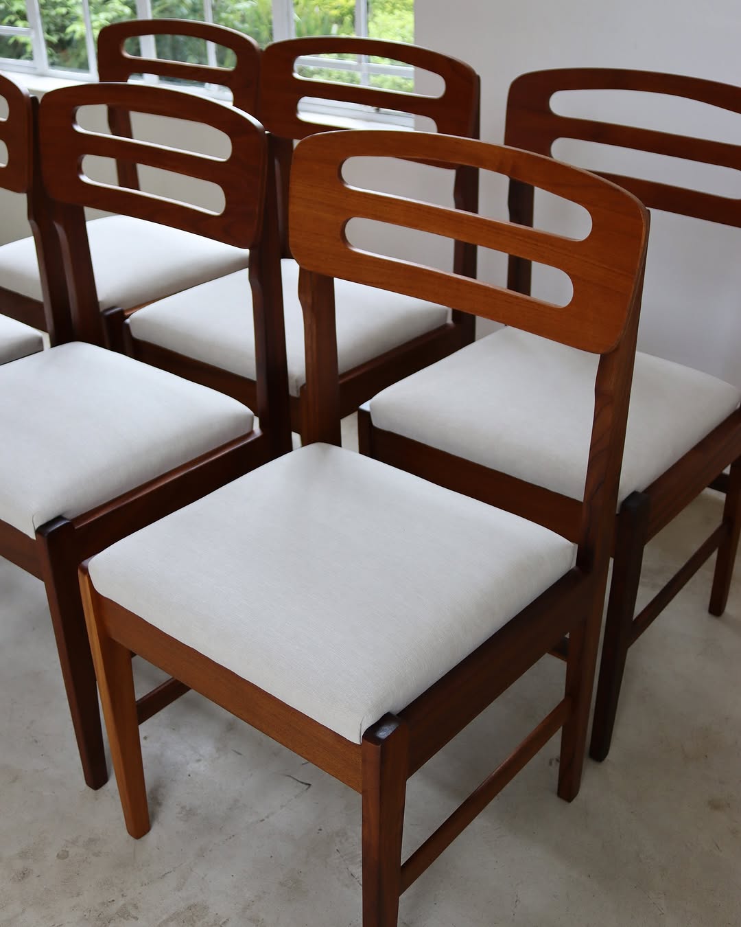 Frystark Dining Chairs