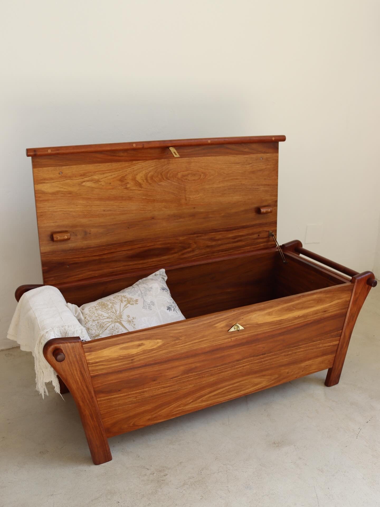Mid-Century Kist/Storage Chest