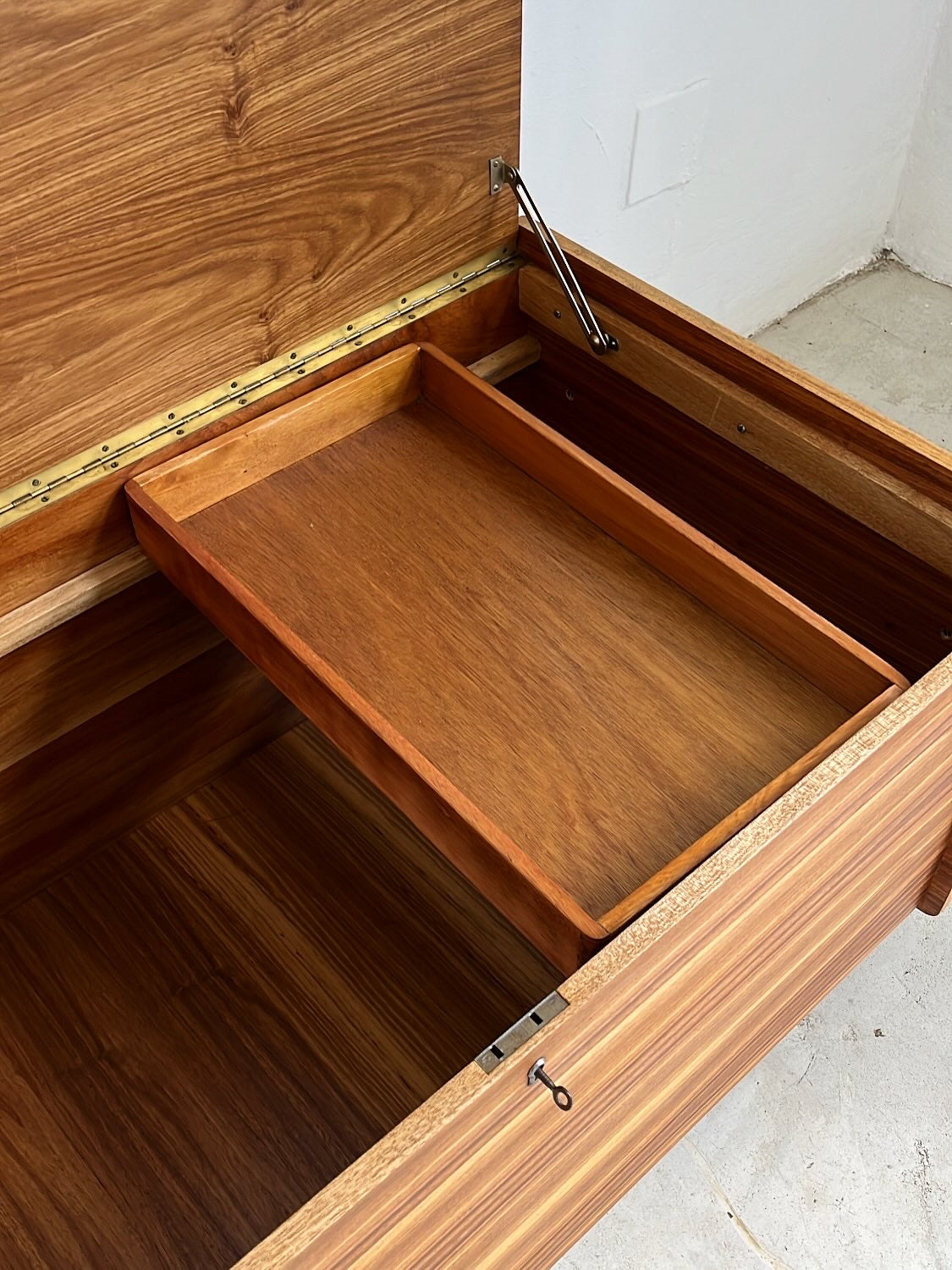 Mid-Century Storage Kist