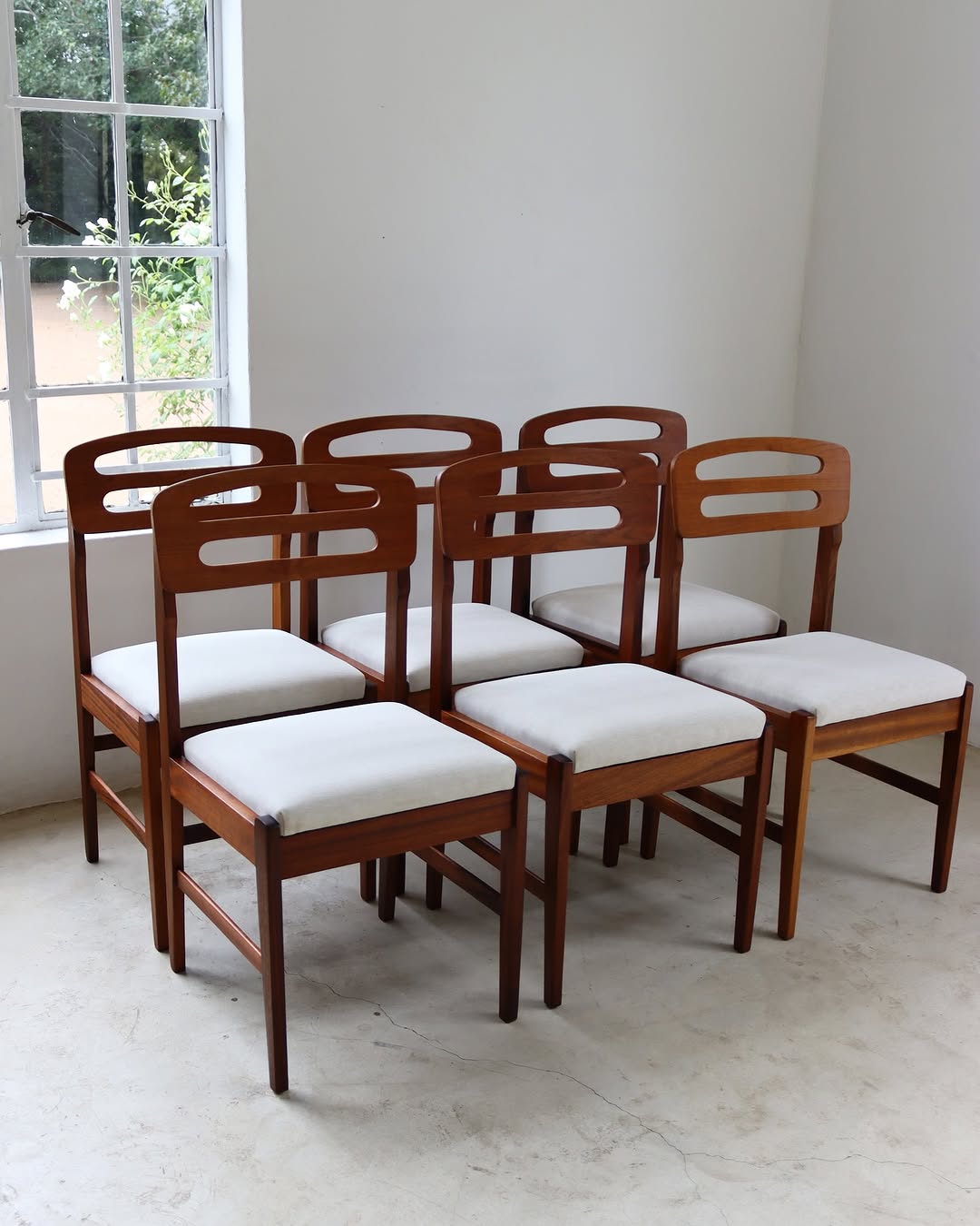 Frystark Dining Chairs