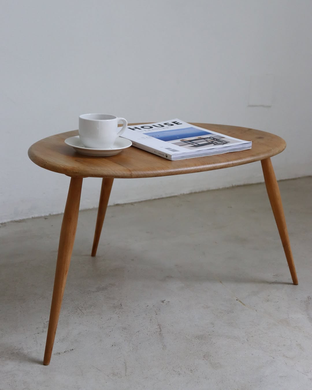 Vintage Ercol Pebble Table