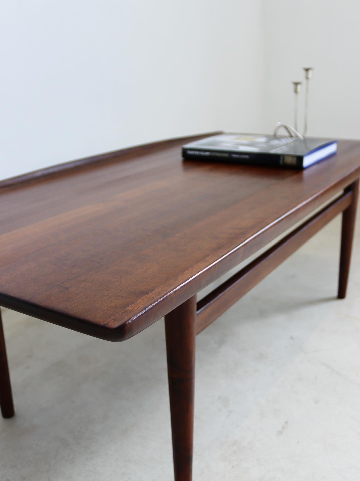 Mid-Century ‘The Surfboard’ Coffee Table