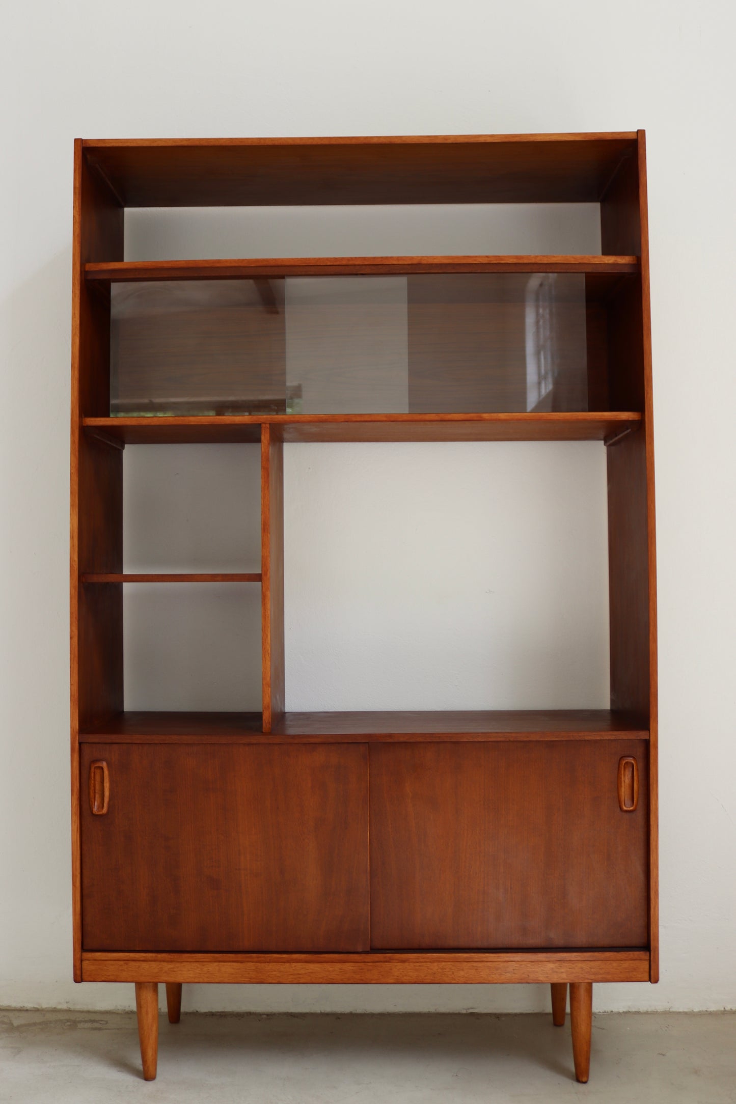 Mid-Century room divider by Schreiber