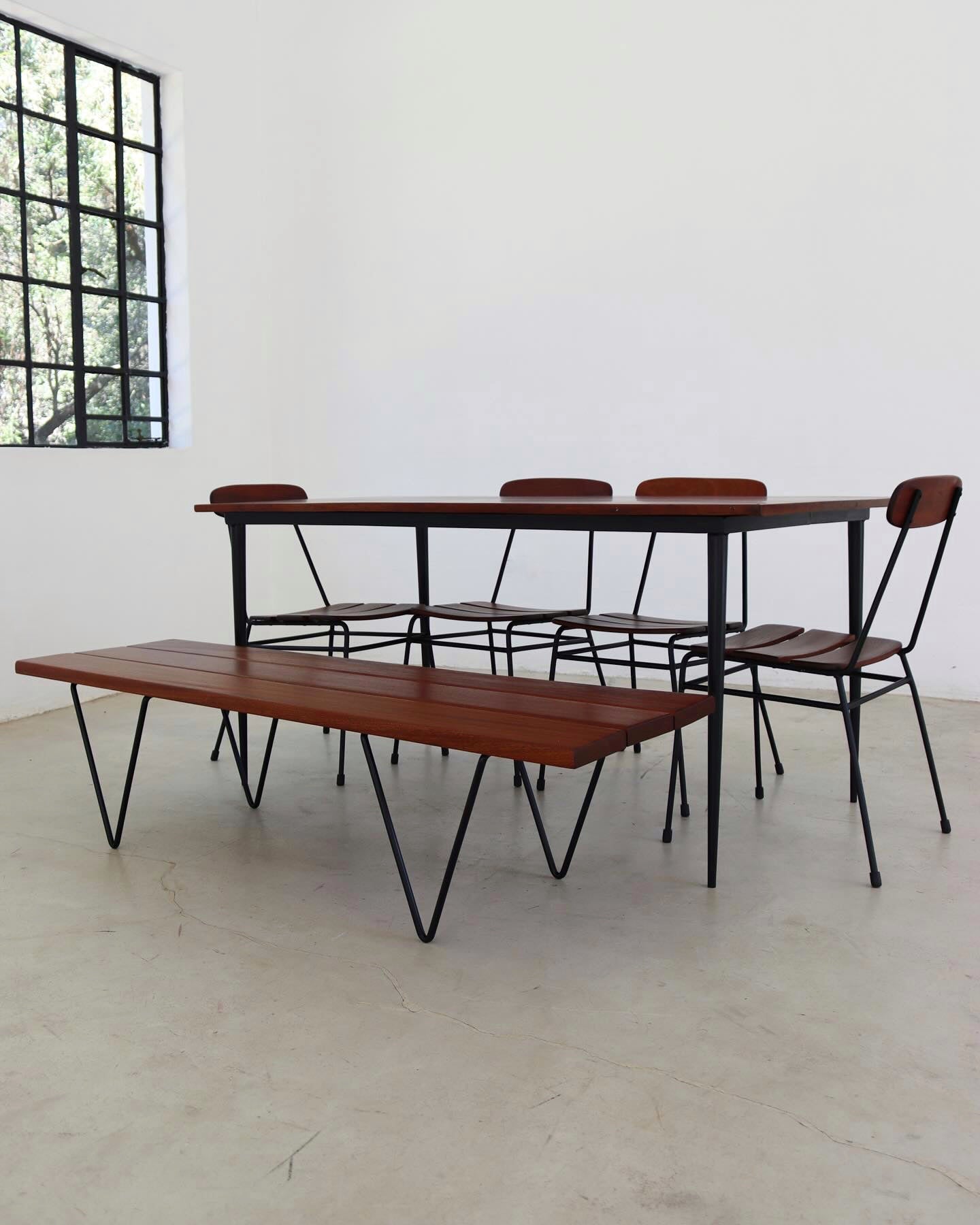 DS Vorster Dining Room/Patio Set
