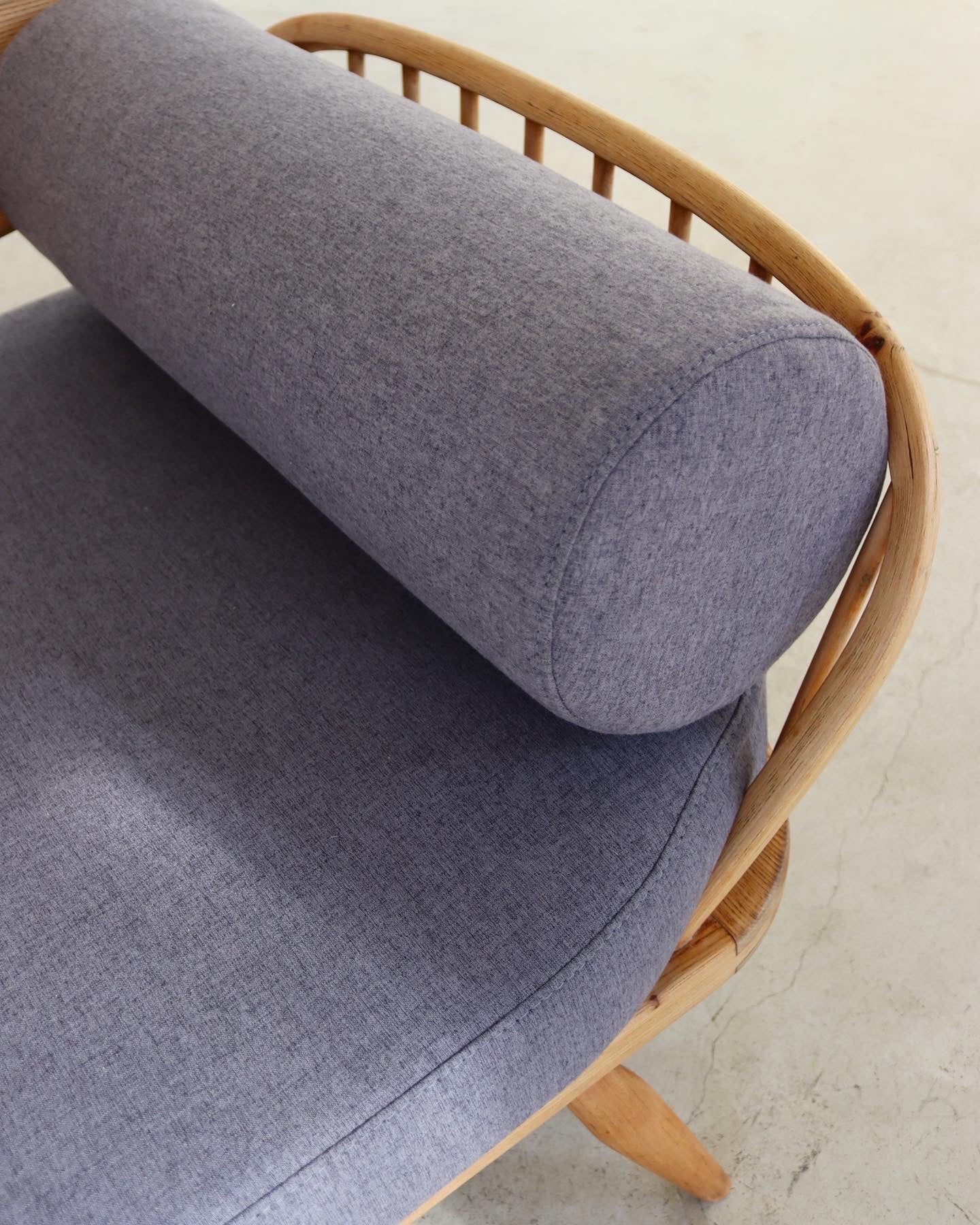 Mid-Century Lubis Daybed