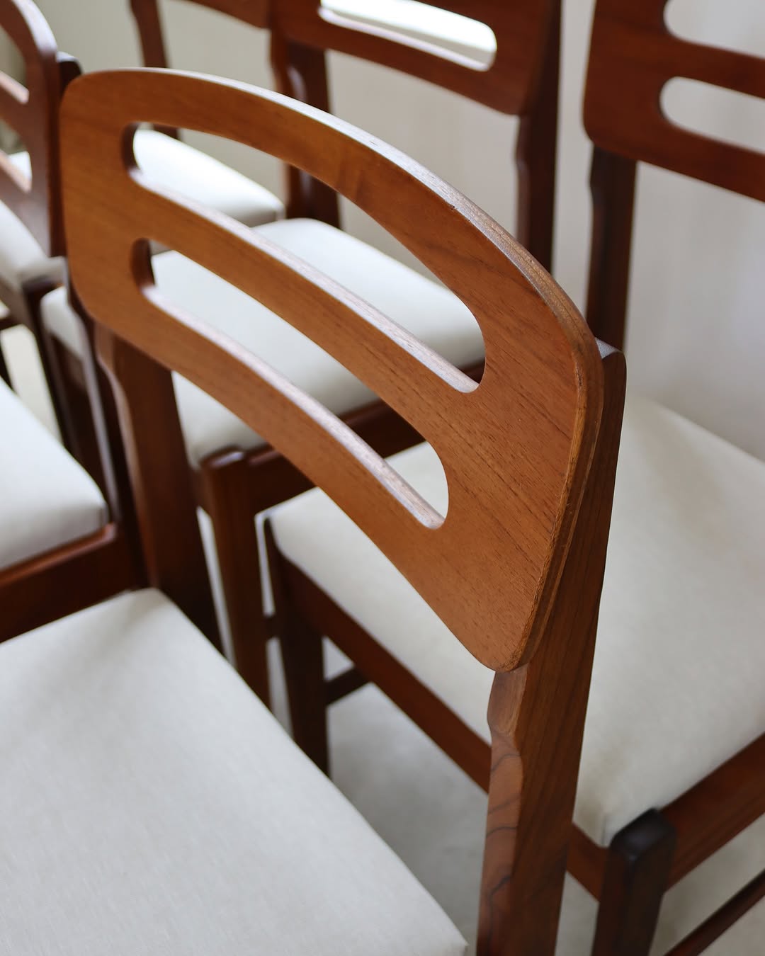 Frystark Dining Chairs