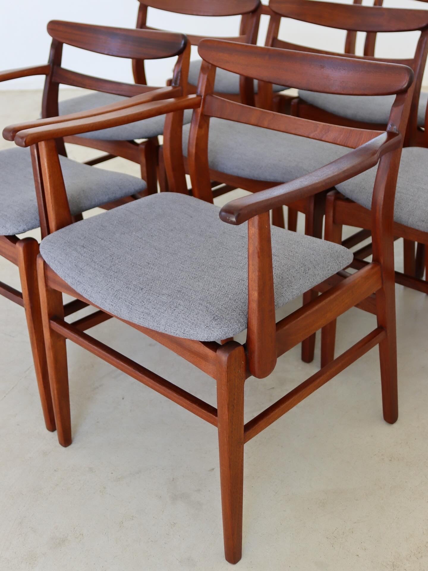 Kallenbach Dining Chairs