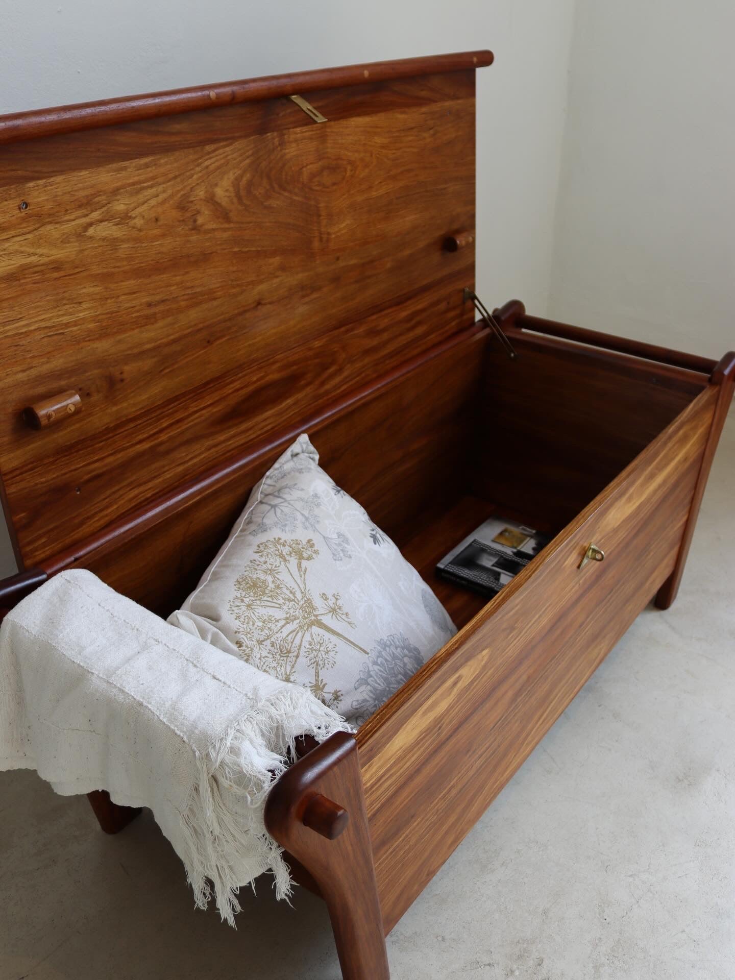 Mid-Century Kist/Storage Chest