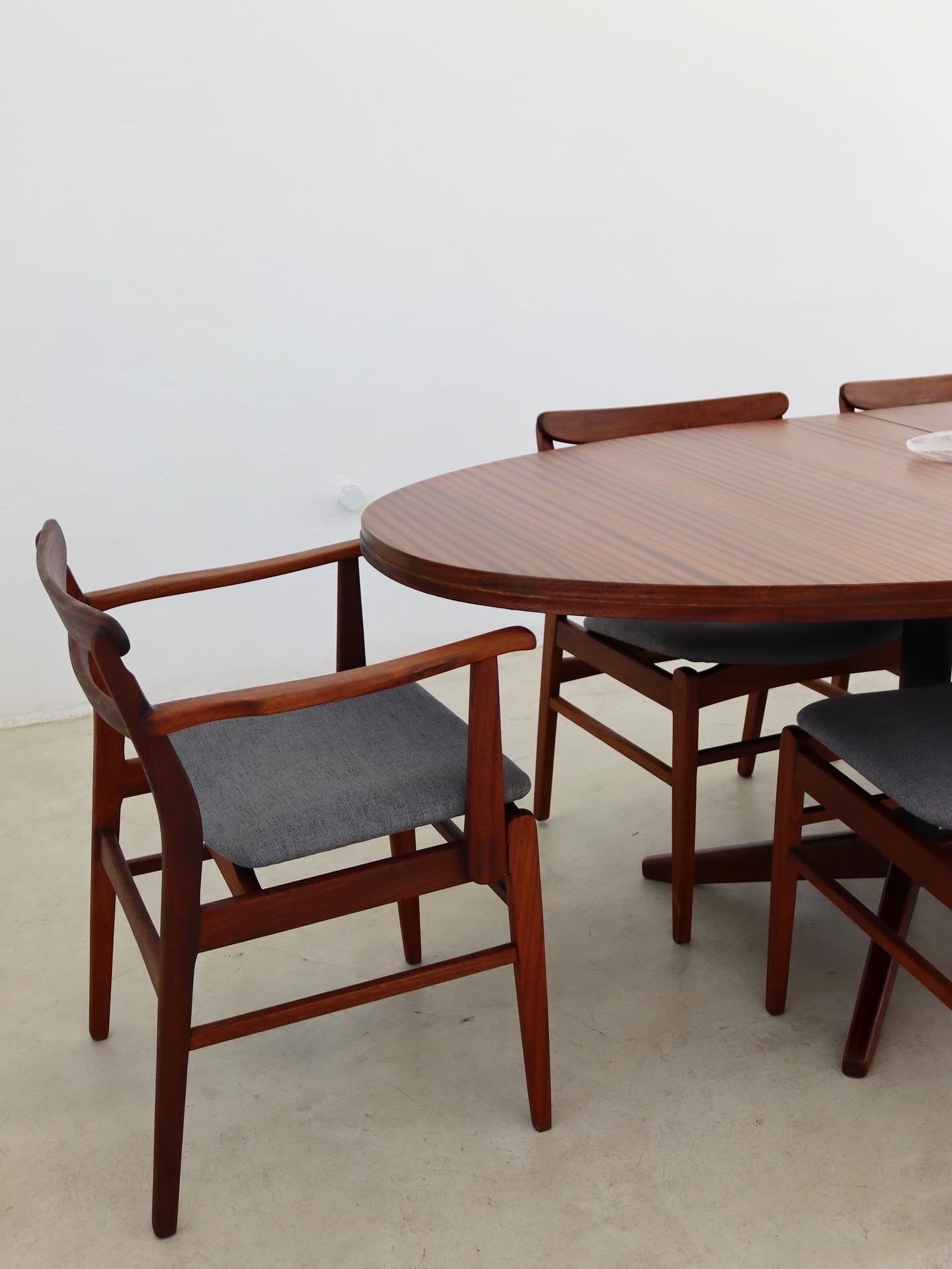 Kallenbach Dining Chairs