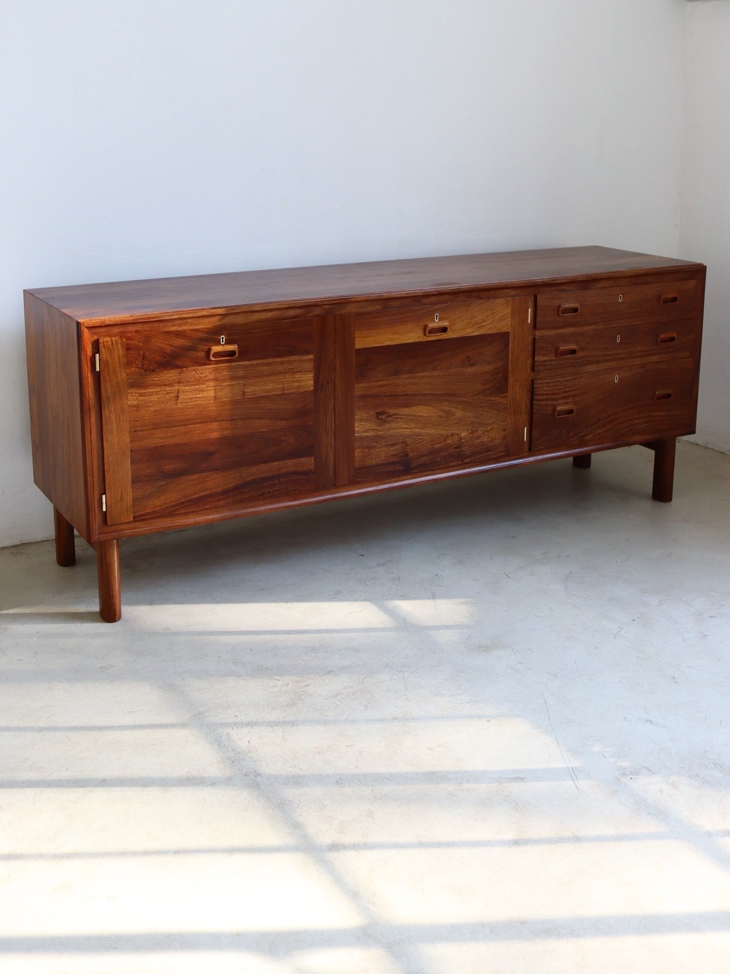 Mid-Century Artecasa Sideboard