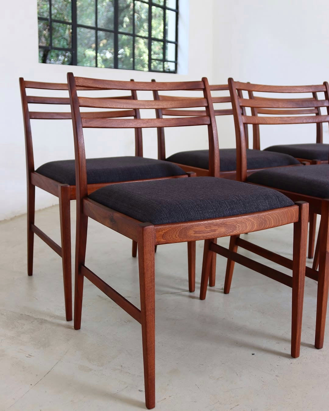 DS Vorster Dining Set