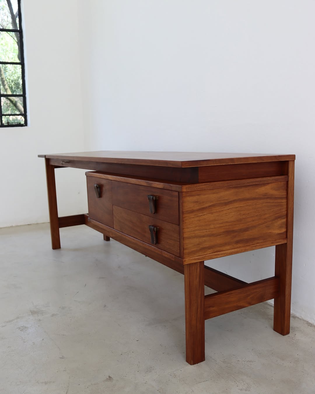 Kallenbach Desk/Dressing Table