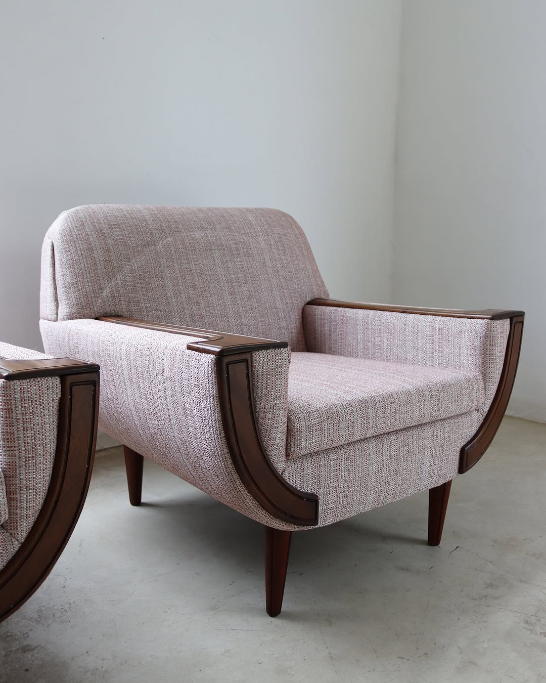 Airflex Arm Chairs
