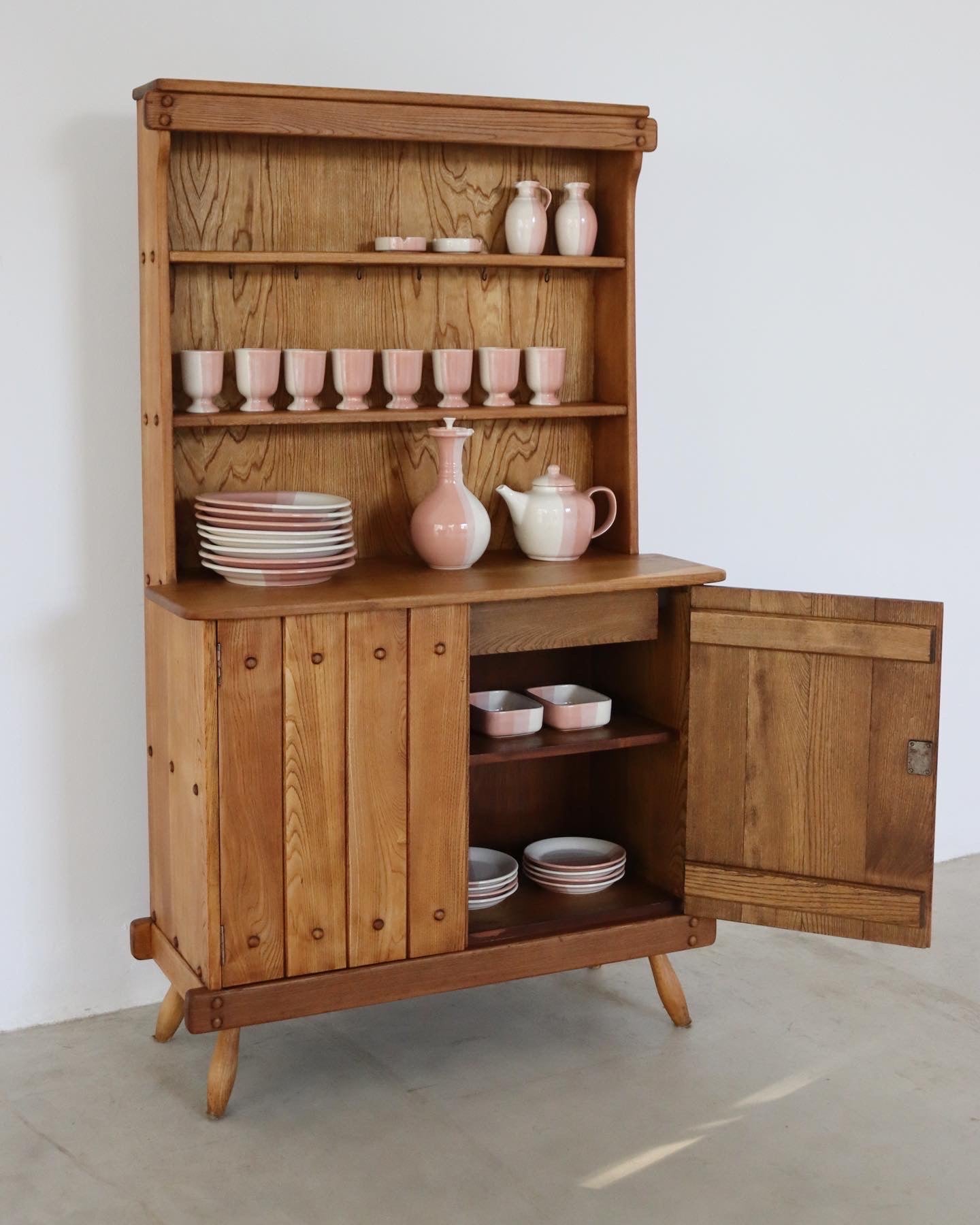 Bakker & Steygar Kitchen Dresser