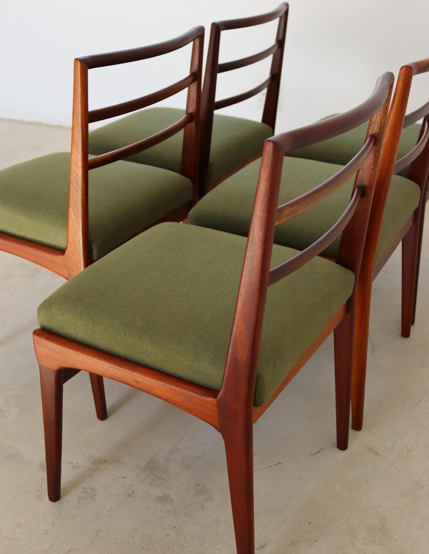 Novocraft Dining Chairs