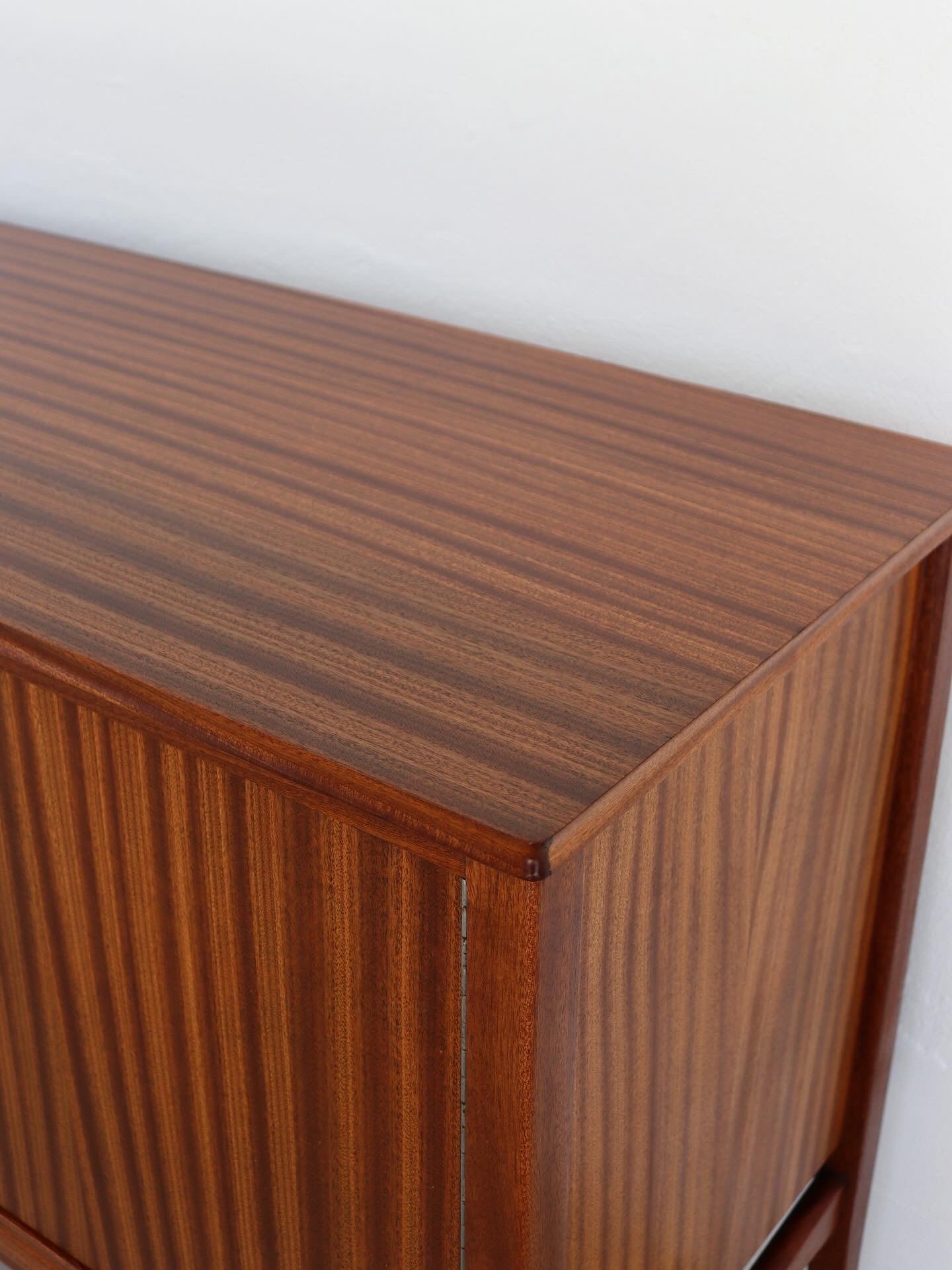 DS Vorster Sideboard
