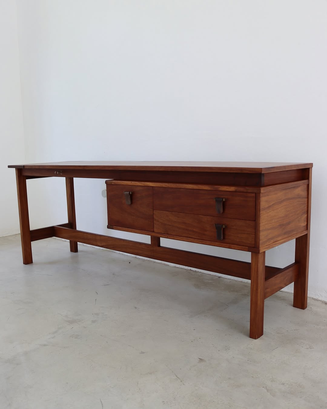 Kallenbach Desk/Dressing Table