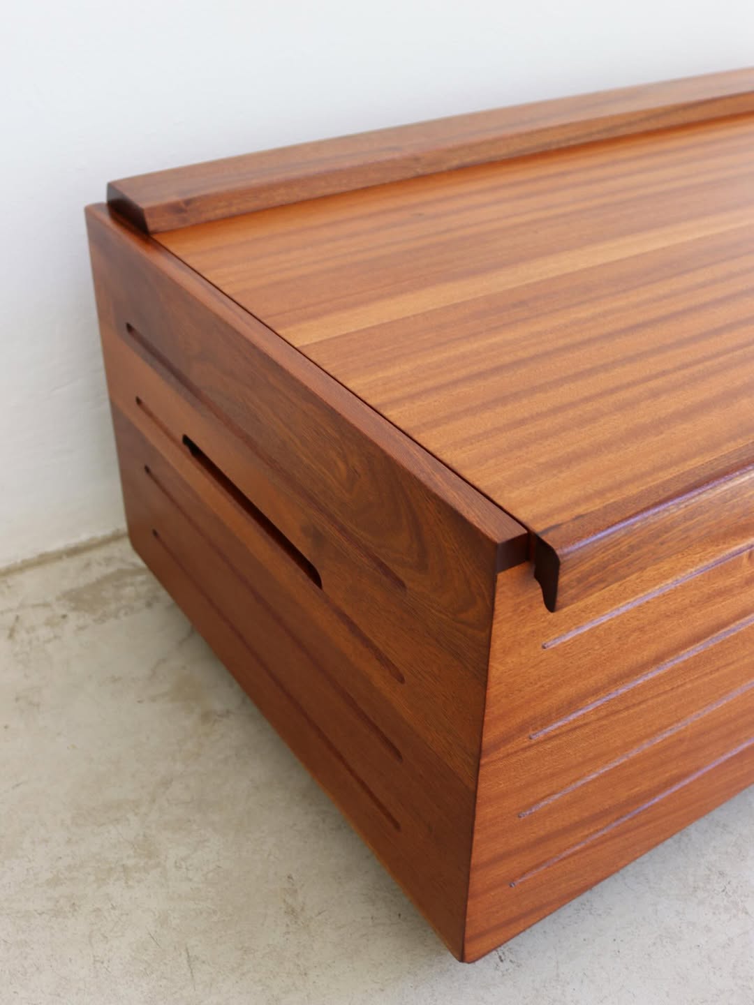 Mid-Century Kist/Storage Chest