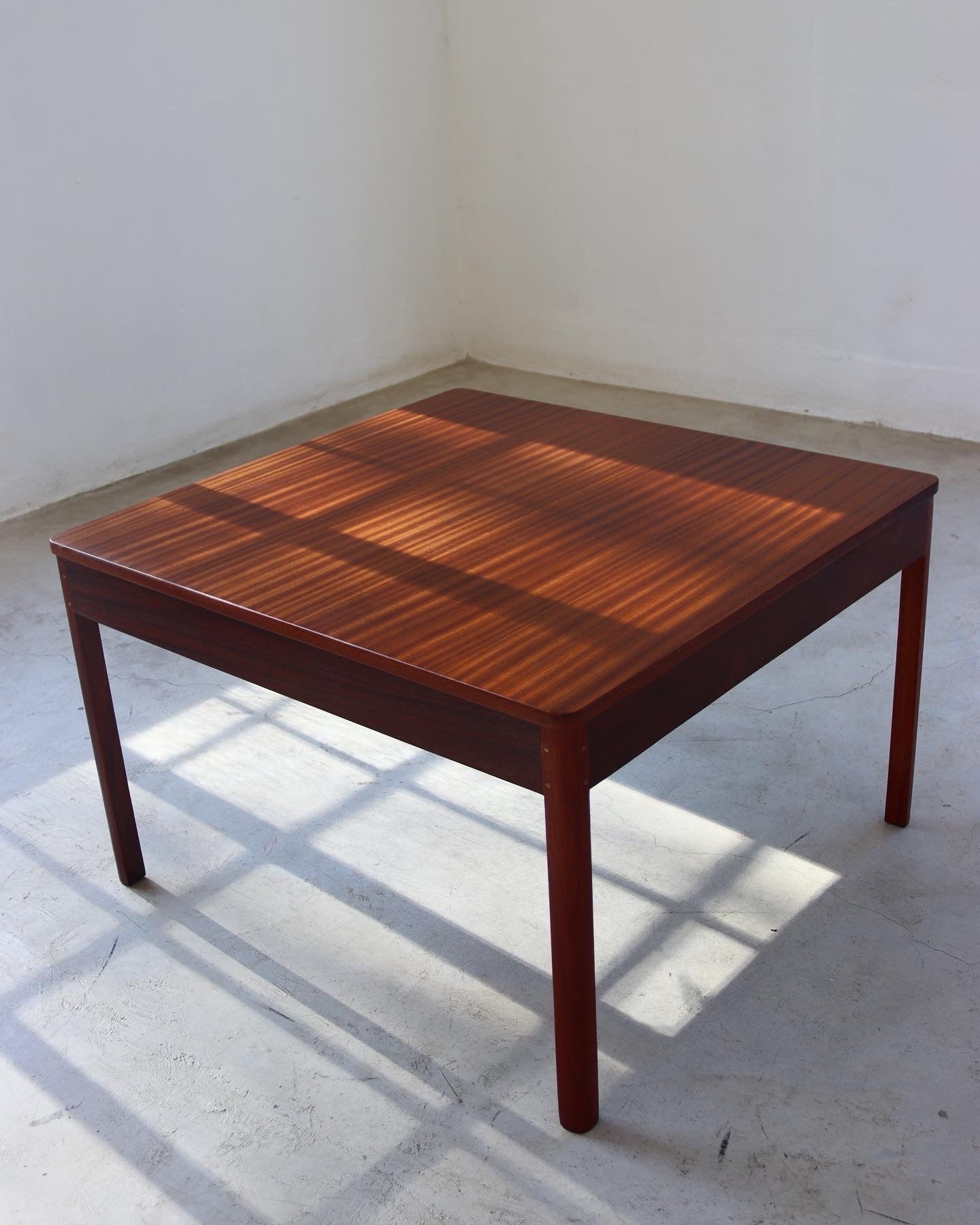 DS Vorster Side Table