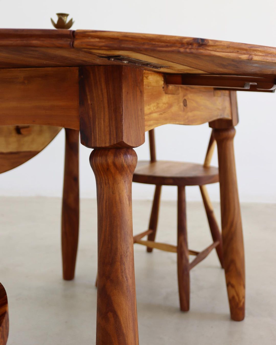 Vintage Drop Leaf Table and 6 Chairs