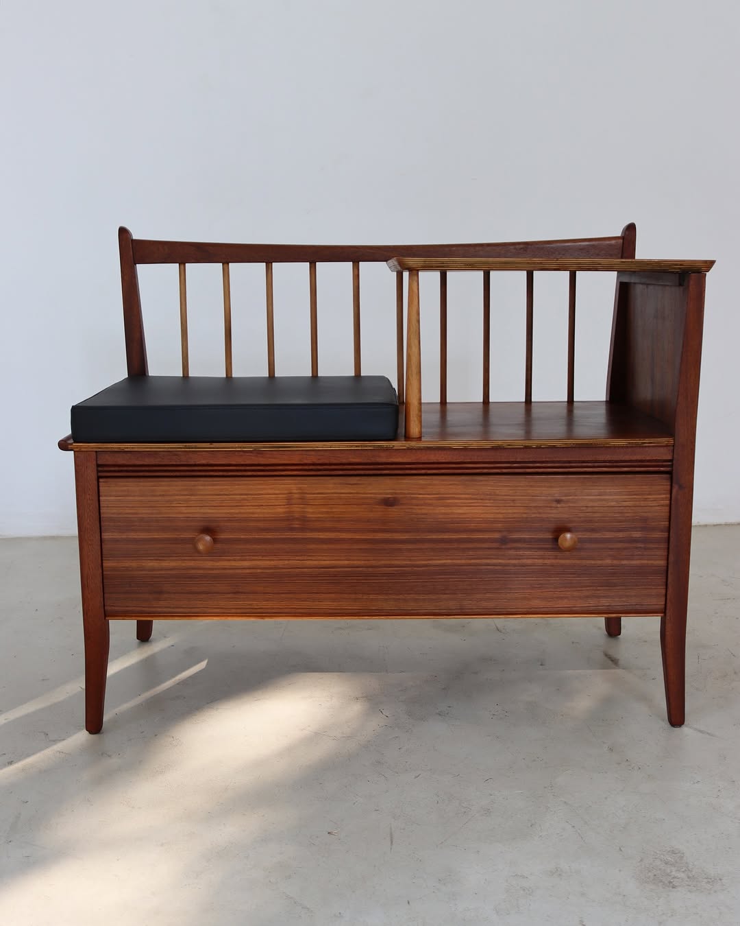 Retro Telephone Table/Hall Bench