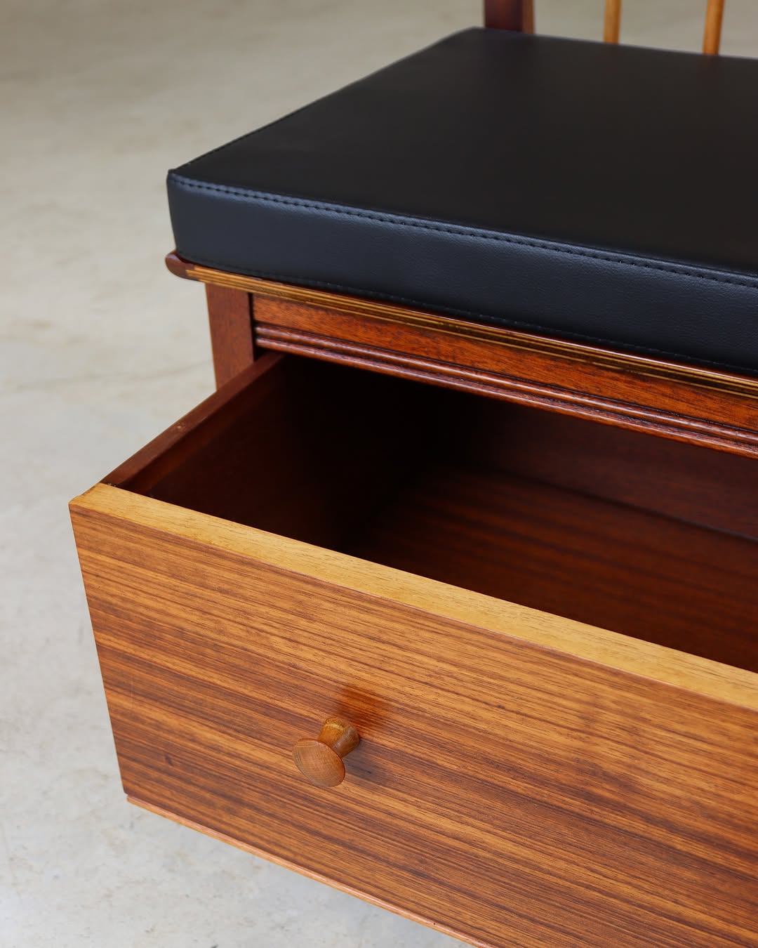 Retro Telephone Table/Hall Bench