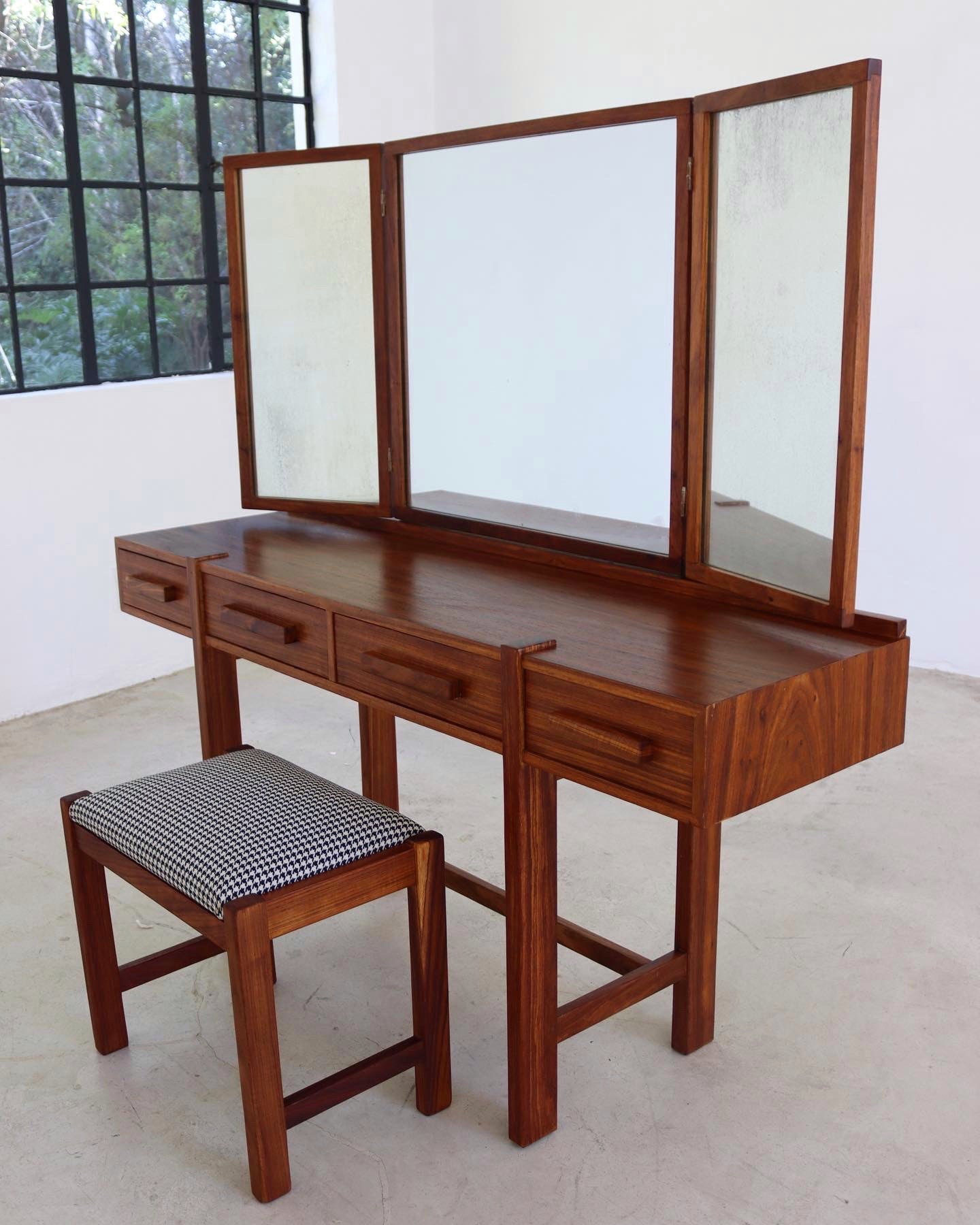 Mid-Century Dressing Table