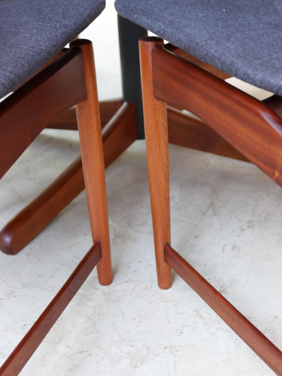 Frystark Dining Chairs