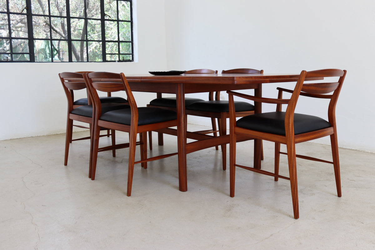 Kallenbach Dining Room Table