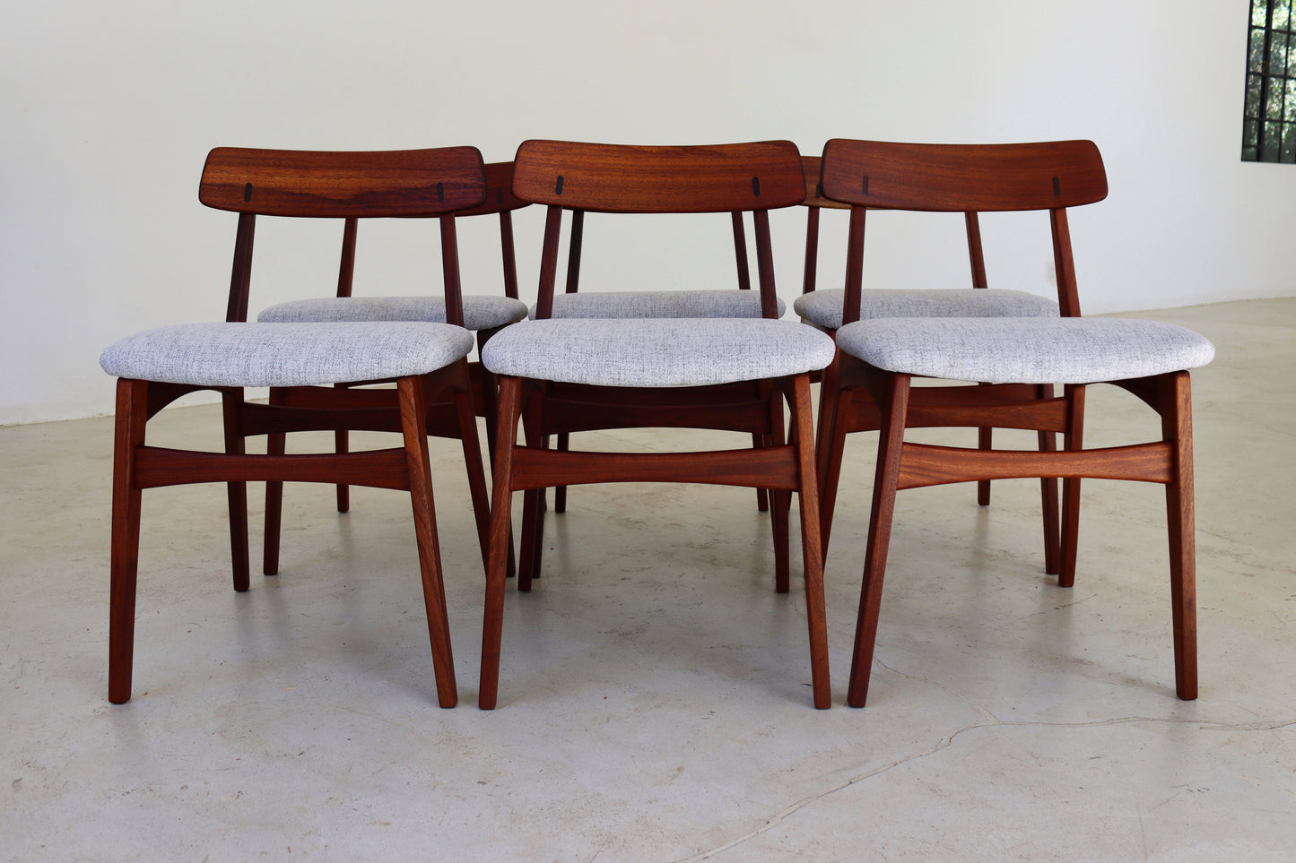 Set of 6 DS Vorster Dining Room Chairs