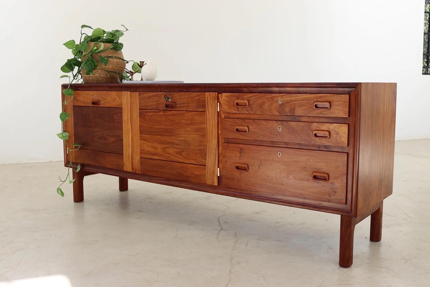 Mid-Century Artecasa Sideboard