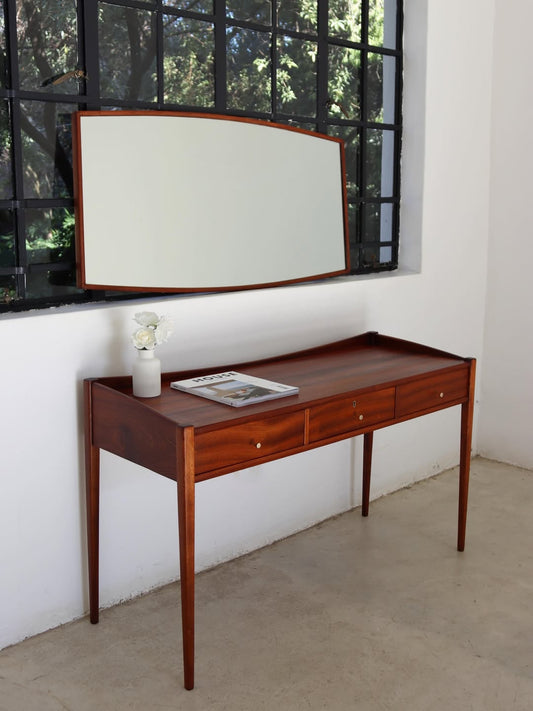 DS Vorster Dressing Table/Desk