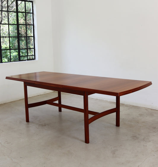 Kallenbach Dining Room Table